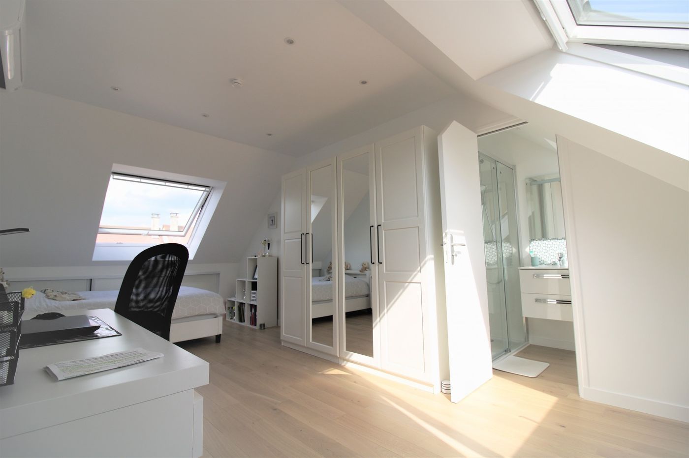 Suite aménagée sous les combles à Rueil-Malmaison